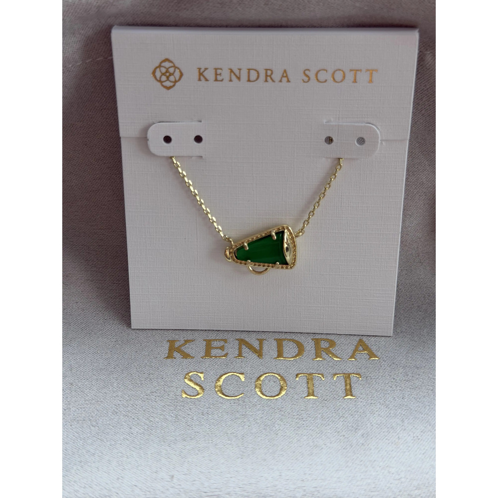 Kendra Scott Green Cup-Shaped Pendant Necklace - Picture 1 of 3